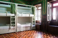 Sant Jordi Hostels Lisbon