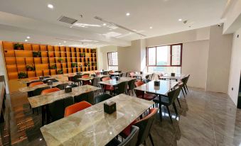 Bolai Hotel