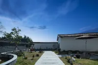 Floral Hotel · Shi'ersu hotel (Wuyuan High-speed Railway Station Branch) Hotel a Wuyuan