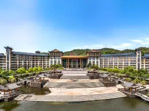 Huitang Huatian City Hot Spring Resort Hotel