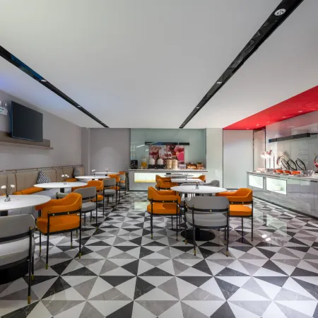 Borrman Hotel (Zhanjiang Wuchuan Jiefang Zhong Road Gangfeng Square)