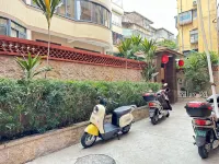 Taoli Garden Homestay (West Street Kaiyuan Temple Branch) Hotel di Quanzhou