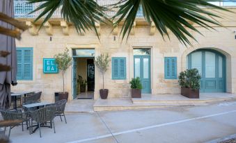 XVI Suites Boutique Hotel