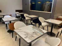 蘭歐飯店(博湖人民政府店) 博湖住宿飯店