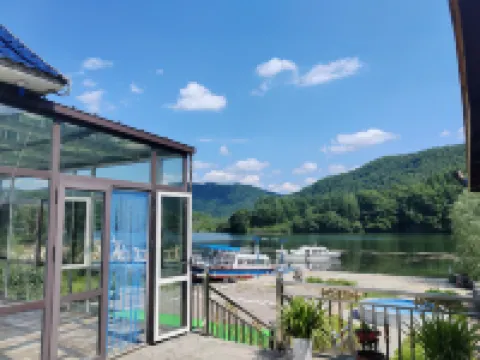 Kuandian Shuishang Rinjia Farm Stay