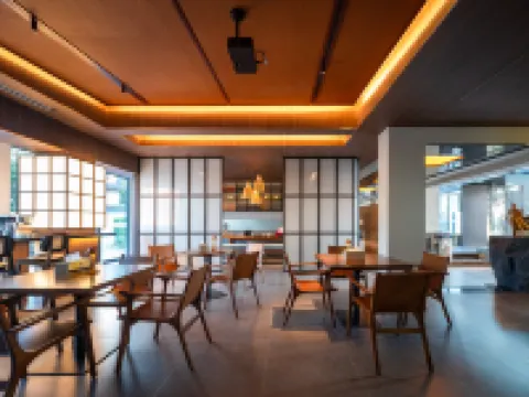 Yipinji | Mont Hidden Mist · Zen Style Designer Resort Courtyard (Lijiang Old Town Water Truck Shop)