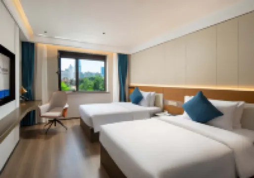 青島藍鯨灣酒店（五四廣場萬象城店）