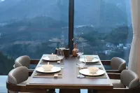 Yun Qi Jian Shan Guan Hai Vaction House