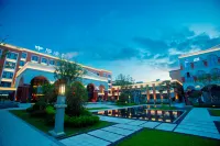Zhongyuan Hotel Các khách sạn gần CPC Anyang Municipal Committee Party School