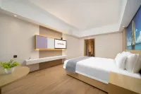 Heyi Select Hotel (Anshan Railway Station MixC Branch)