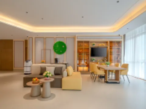 Vienna 3 Best Hotels (Kashgar Maigaiti Desert Garden Branch) Hotels in Makit County