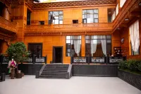 Shangri-La Gadan Chiba Home Homestay Hotels near Wangyeju Camping Base