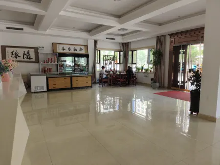 Intercontinental Sunshine Homestay Отели рядом с достопримечательностью «Changchun Olympic Park»