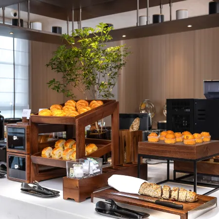 Atour Hotel Anyang - Wanda Plaza Guangming Road