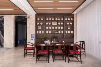 Shuxin Qicai Grand Hotel Hotels in Shuangjiang