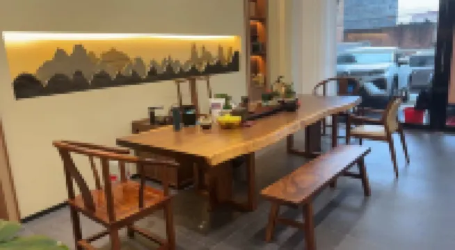 Heyuan Dongyuan Yunding Hot Spring Hotel (Huangcun Store)