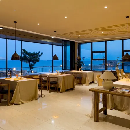 Sanmengji Beachside Pool Resort Homestay