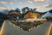 Huaxi Pusu (Yongding Tulou Store)