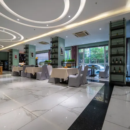 PHIREN Hotel (Bayi Square, Nanchang Railway Station, Nanchang)