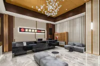 Yaluo Hotel (Yichang Three Gorges Tourist Center Wanda Branch)