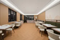 Cili Xinyihao Hotel