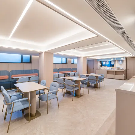 Hanting Hotel (Wusu Times Tianjie)