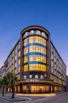 All Season Hotel (Xingyi Jushan Square Biyun Road Branch) - 4 ดาว