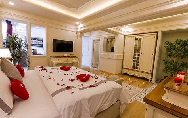 Andalouse Elegante Suite Hotel