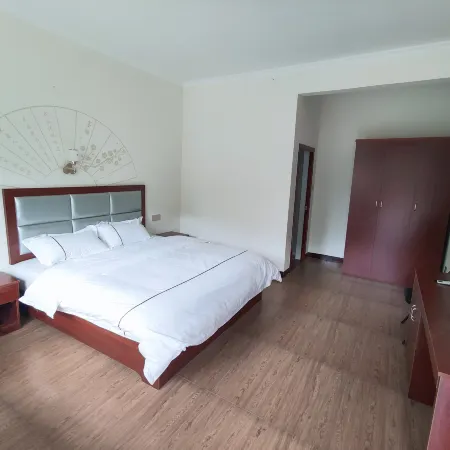 Shuangpai Wuchenglou Hotel