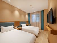 24K精品酒店(上海南京东路步行街店) - 高级三床房