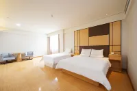 Starway Hotel (Qian'an)