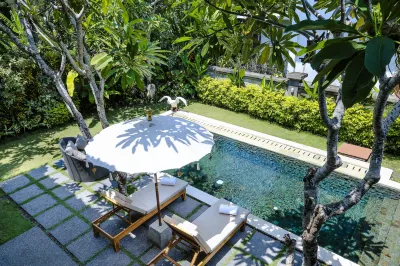 Desa Swan Villas & SPA, Keramas Hotel dekat GRAHA SARI ABIANBASE