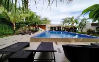 D'Season Hotel Karimunjawa - Pools