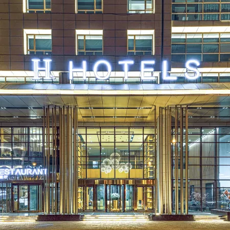 H Hotel (Hejin Xingeng Street)