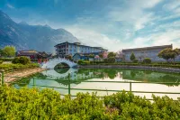 Floral Hotel·HHuayin Huashan hotel (Scenic Visitor Center Store) Các khách sạn ở Hoá Âm