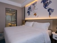 凯里亚德酒店(贺州万达广场店) - 尊享大床房