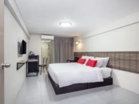 Livotel Express Hotel Ramkhamhaeng 50 Bangkok - No Parking Hotels near The Mall Lifestore Bangkapi