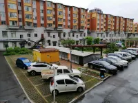 Wang Qingxin Gold Hotel - parking