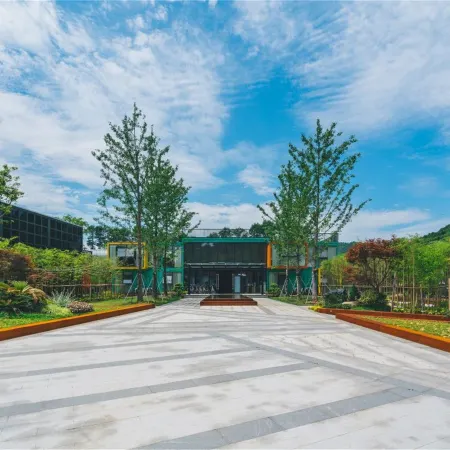 Yuyao Qixi Inn