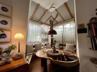 Qinyan Art House Hotels near Jinshan Peasant Painting Academy
