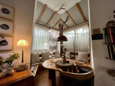 Qinyan Art House Отели рядом с достопримечательностью «Donglin Temple»