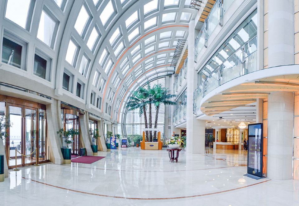 다롄 싱하이 홀리데이 호텔