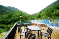 13th 먼스 안지 이옌추안주 홀리데이 코트야드 안지 호텔