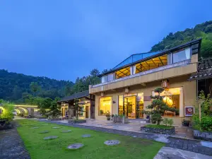 Fanjing Shanshe Hotel（Fanjing Mountain&zhai Shadongzhai Store）