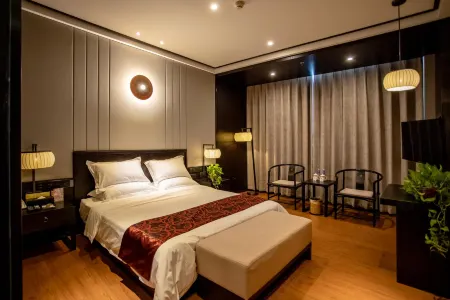 Tanghe Hotel Отели в г. Танхэ