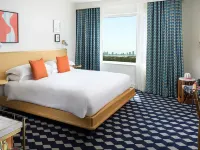 ANDAZ MIAMI BEACH, BY HYATT Hotels near Britto Central