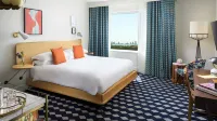 ANDAZ MIAMI BEACH, BY HYATT