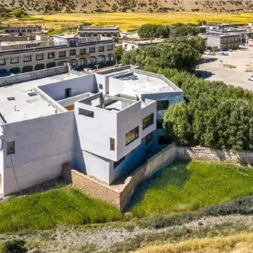 Jishan Jishe (Zhumeng Base Camp)