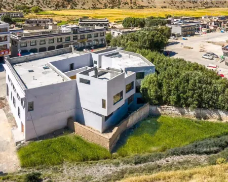 Jishan Jishe (Zhumeng Base Camp) Hotels in Tingri