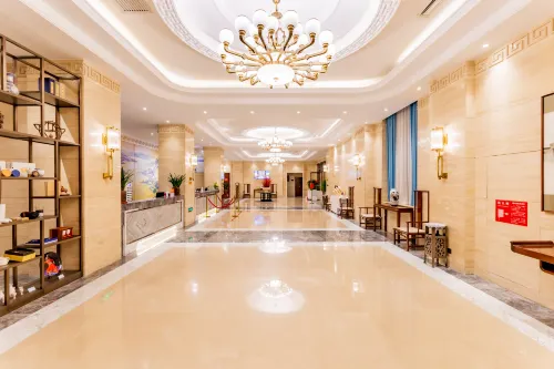 Aizhimeng & Yingbin Hotel